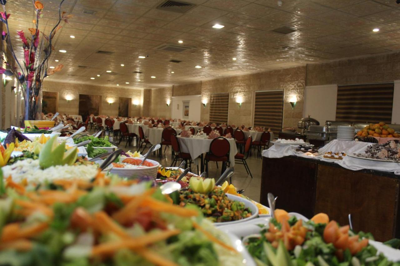 Edom Hotel Wadi Musa Eksteriør billede